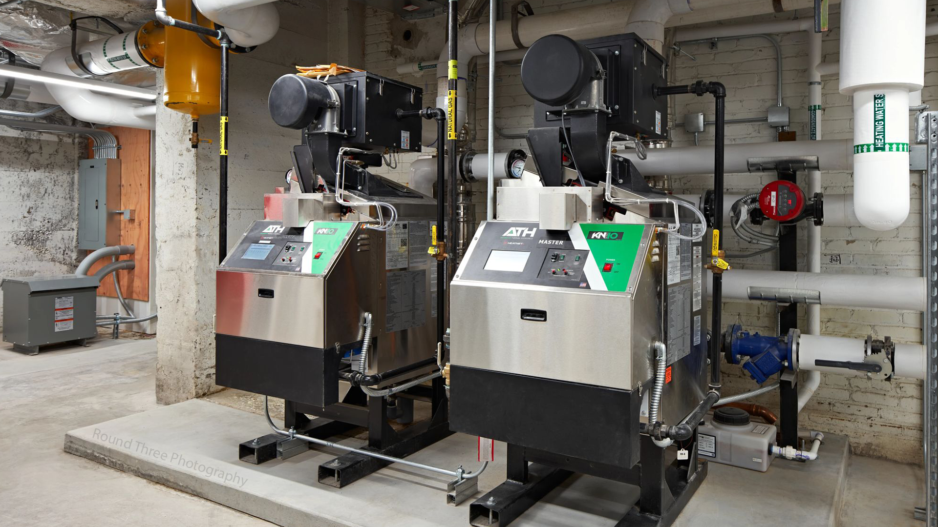 Hero Image 2 - Colisuem_MEP2 - Round Three Phtography